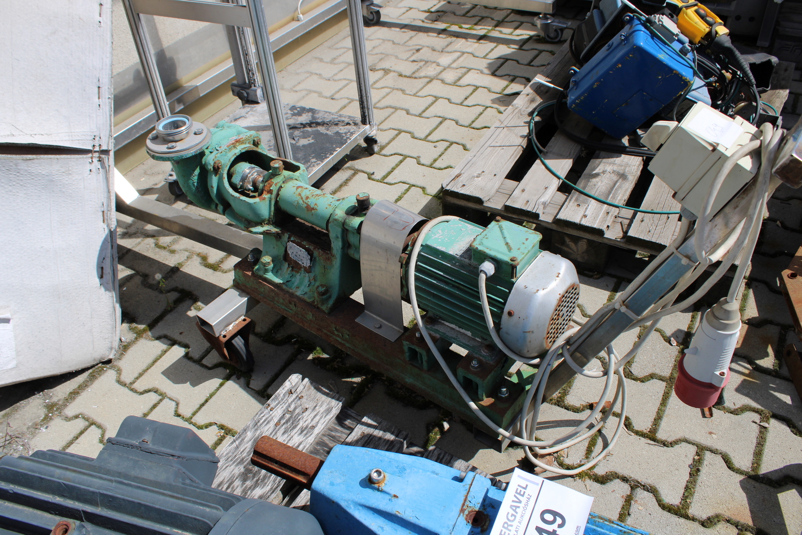 Vegyes villanymotorok és szivattyúk 3