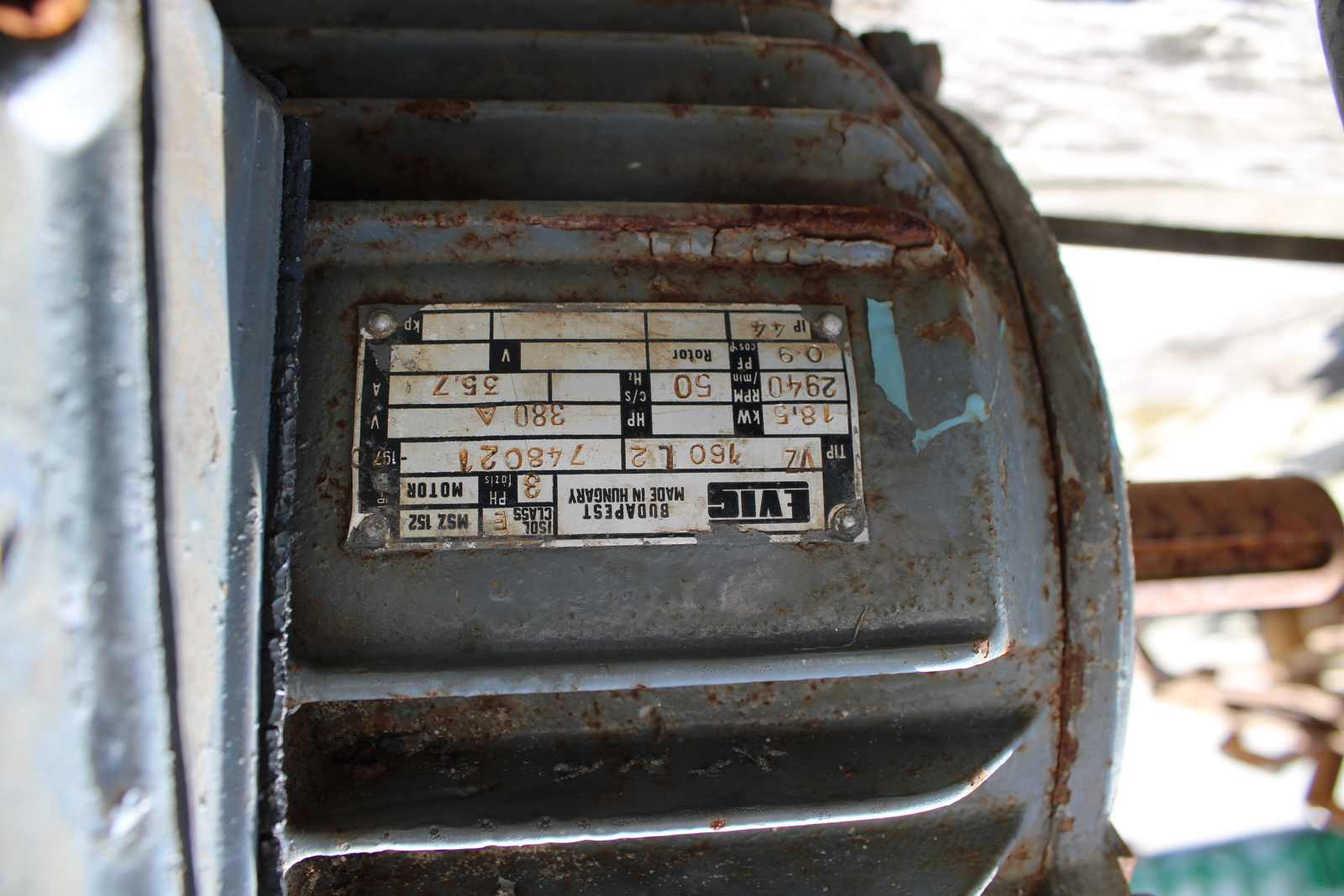 Vegyes villanymotorok és szivattyúk 9