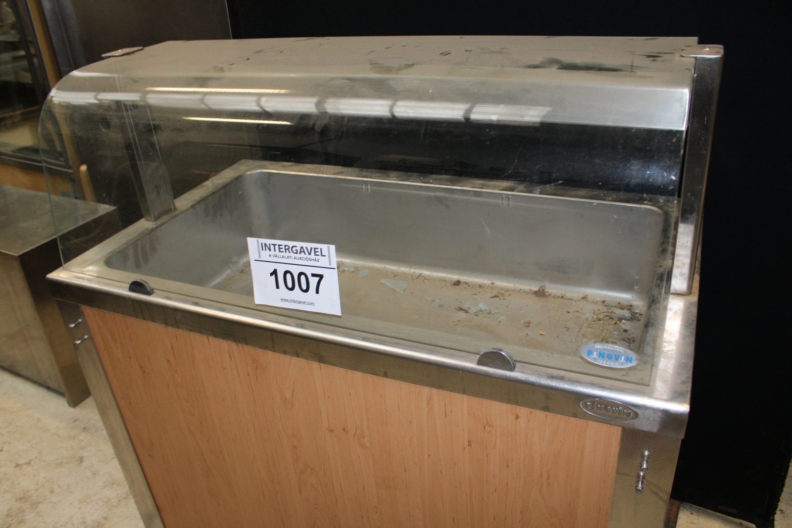 Melegentartó pult 3