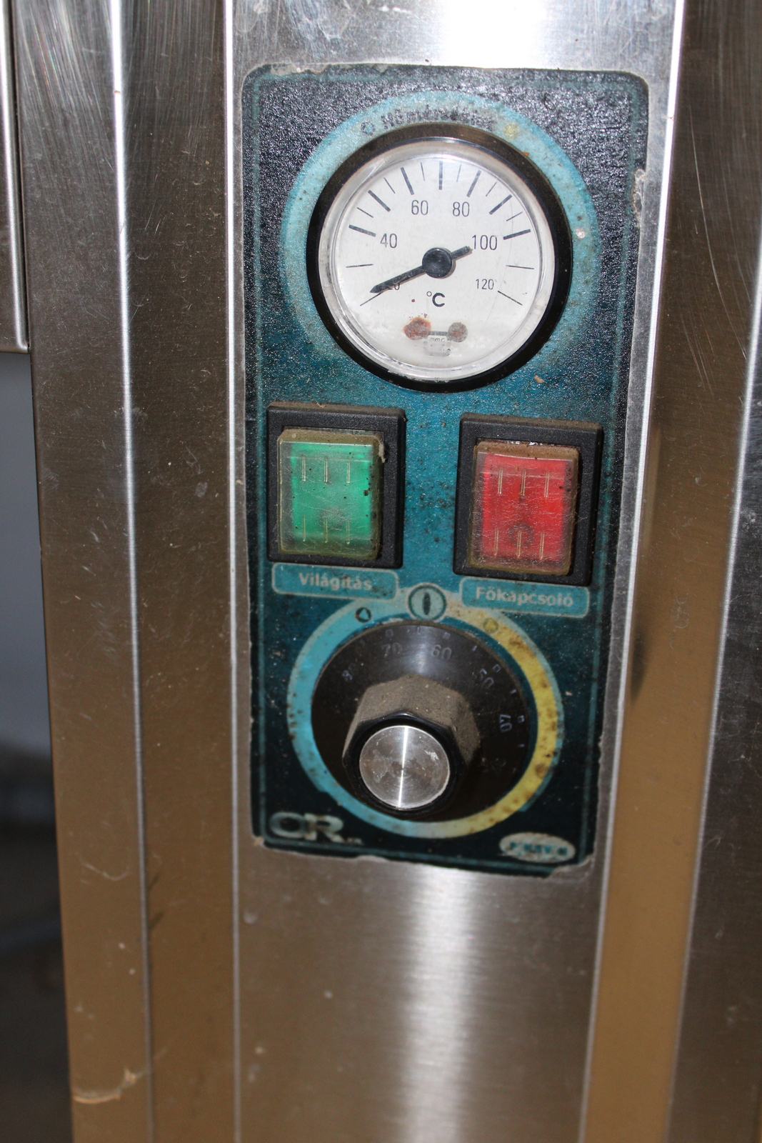 Melegentartó pult 6