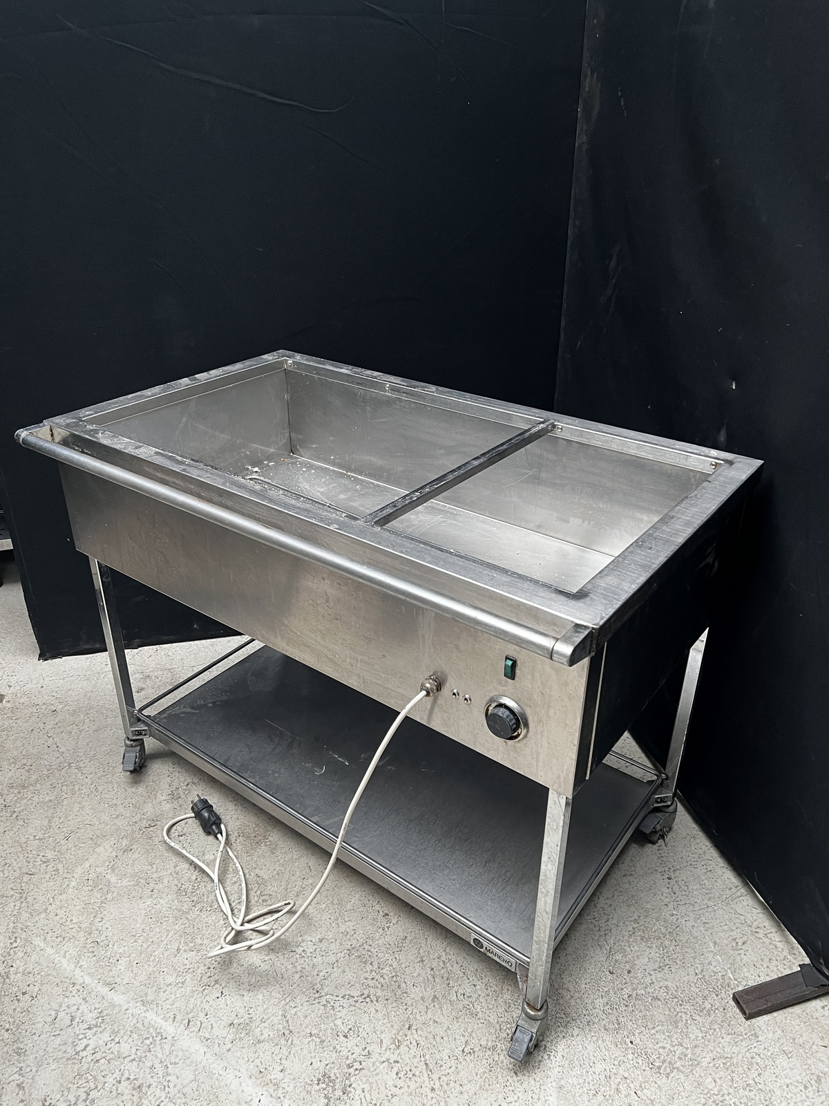 3xGN1/1 gurulós melegentartó 3