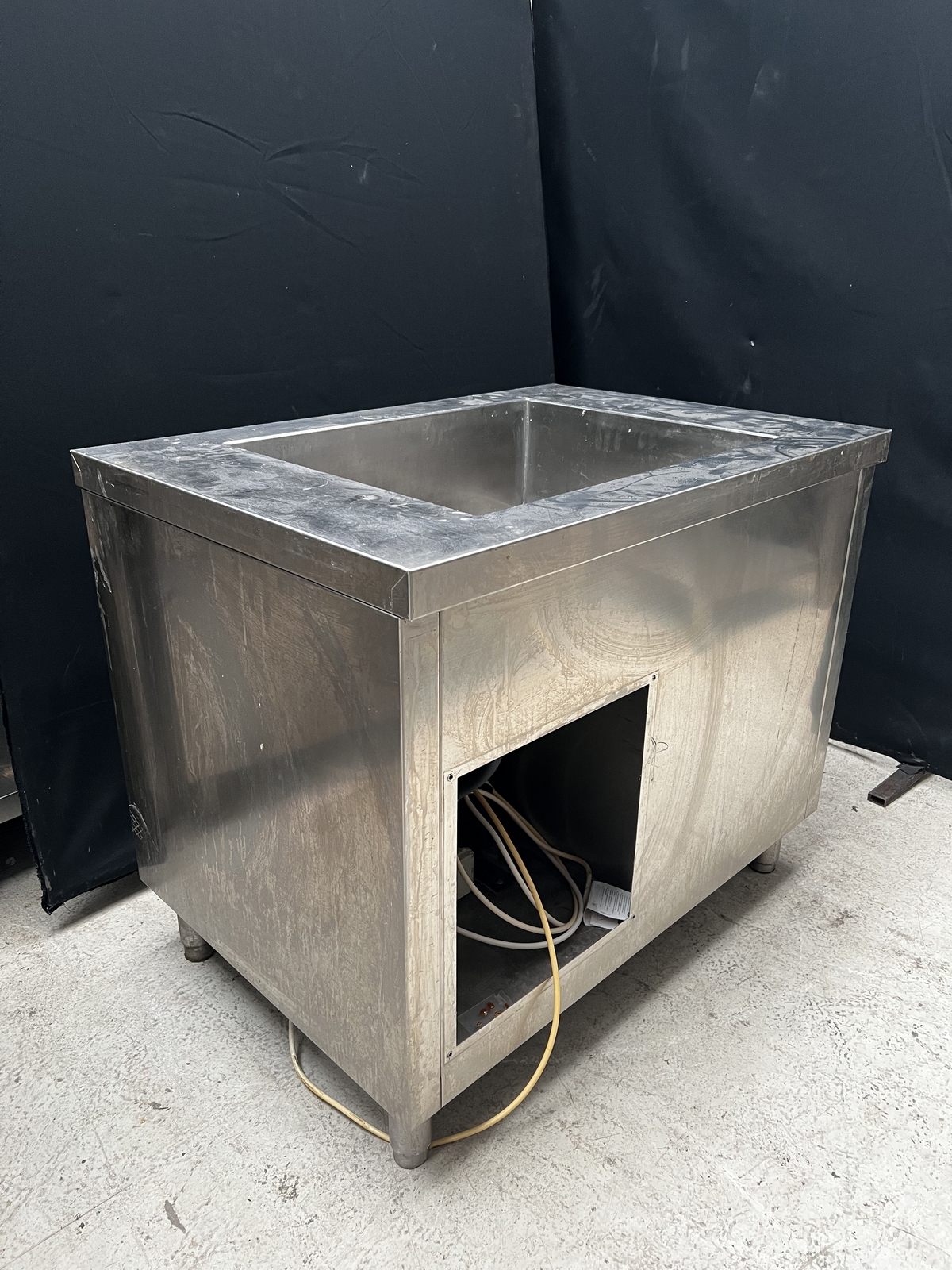 2xGN1/1 hűtőpult 3