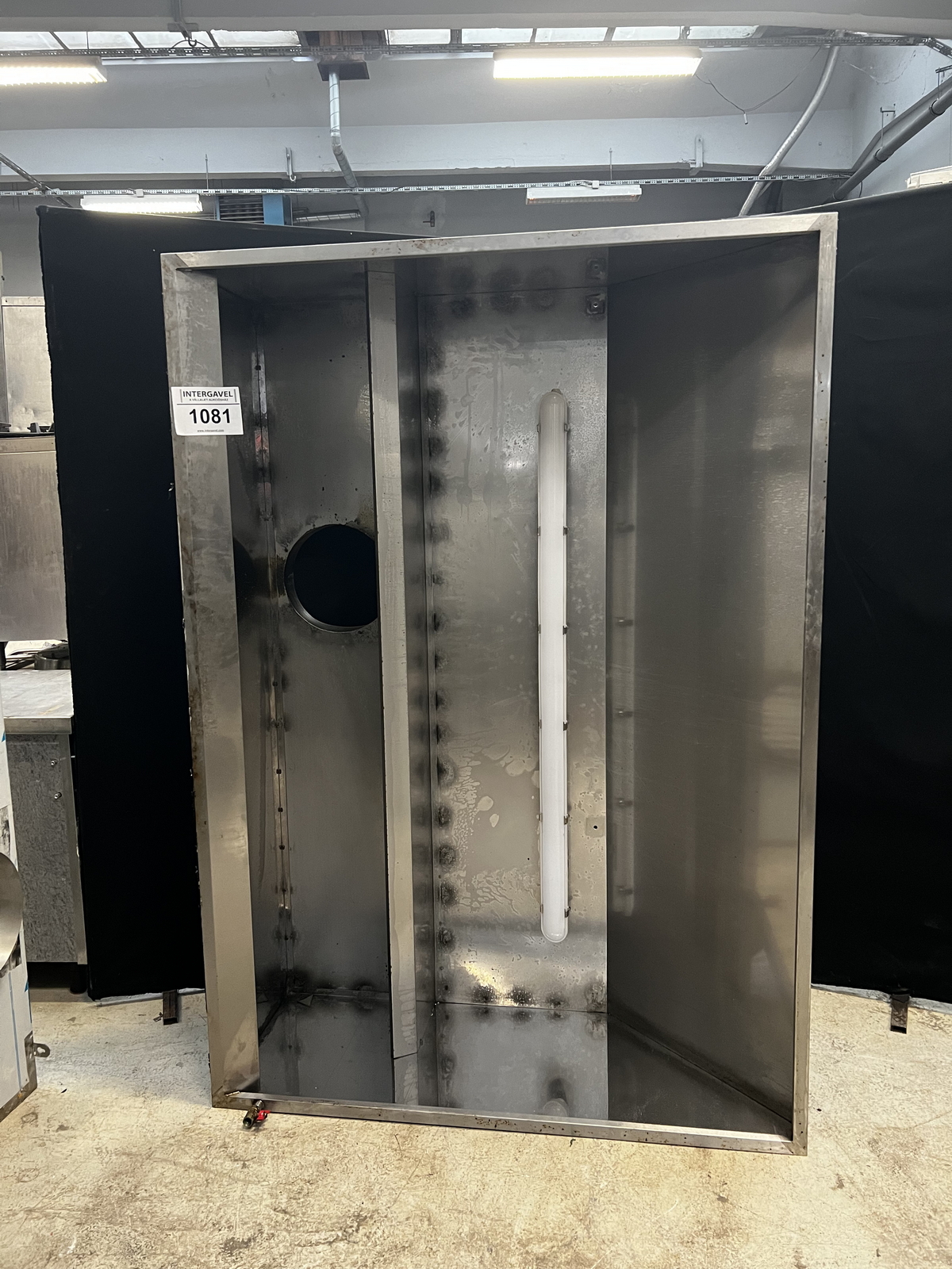 Előlapos elszívó ernyő 3