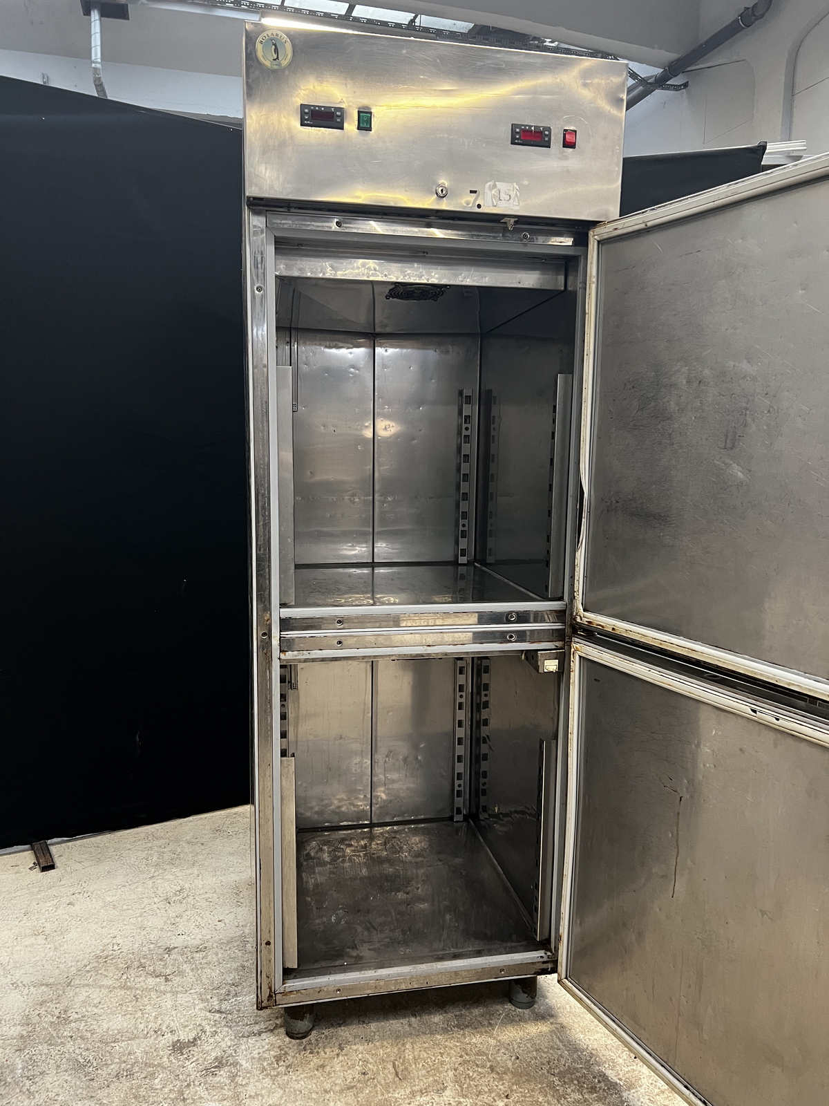 Rozsdamentes hűtő 3