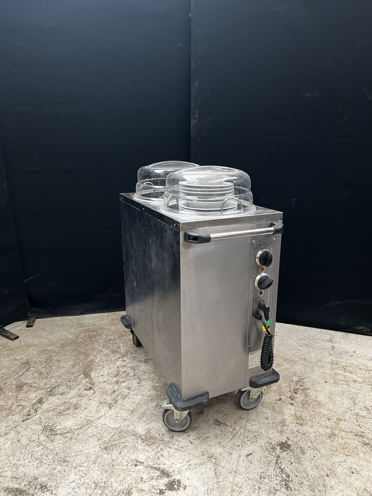 Tányér melegentartó 3