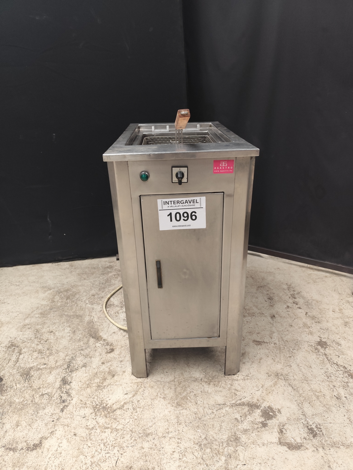 Egyaknás elektromos olajsütő