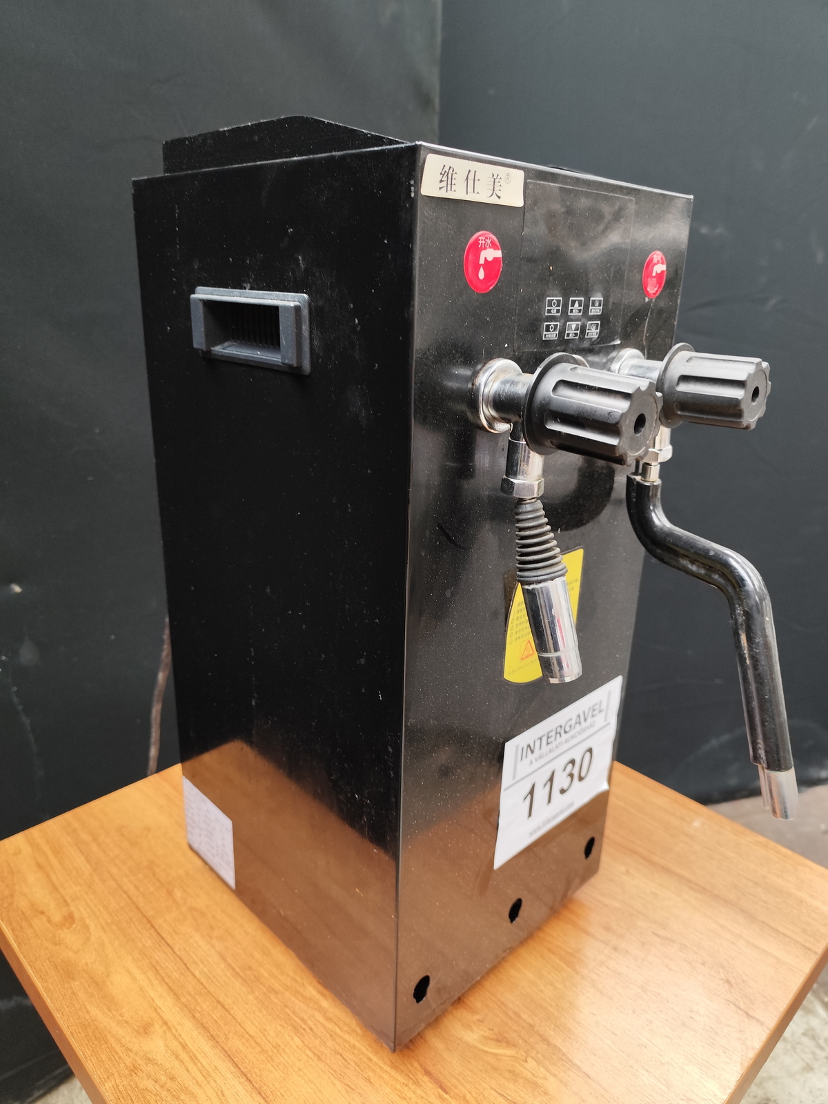 Forróital adagoló 2