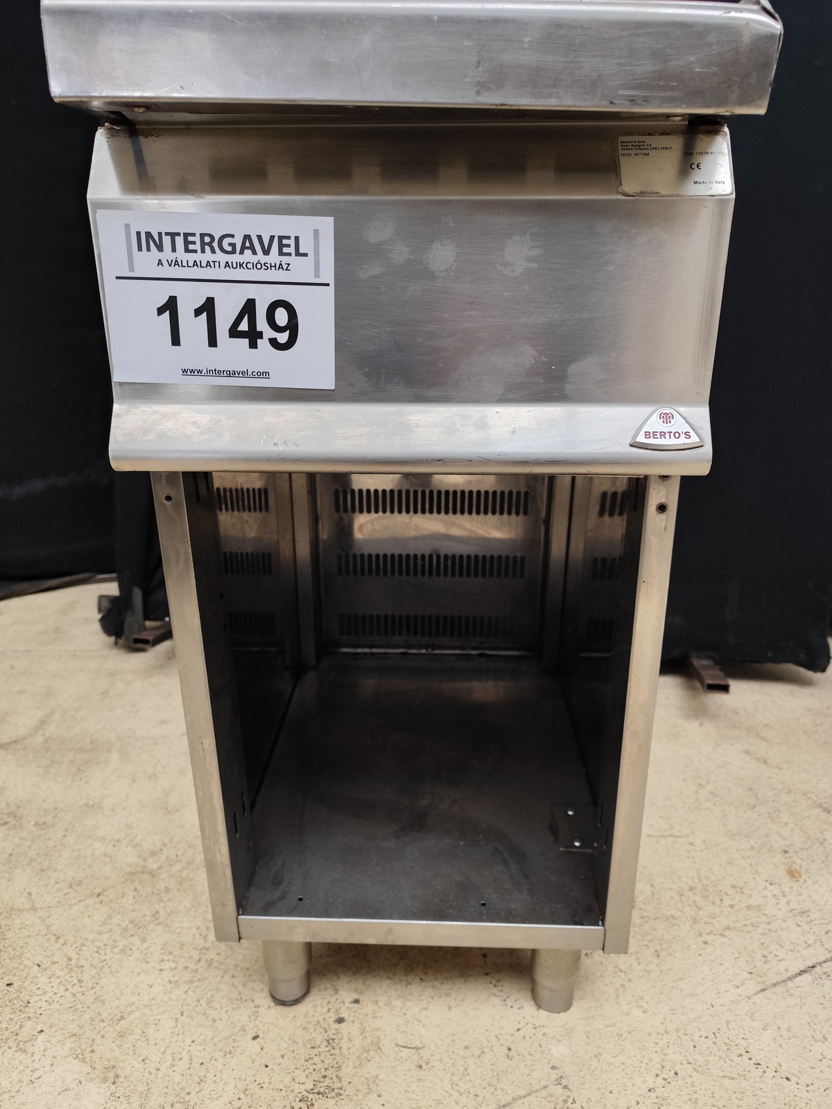 Semleges blokkasztal 2