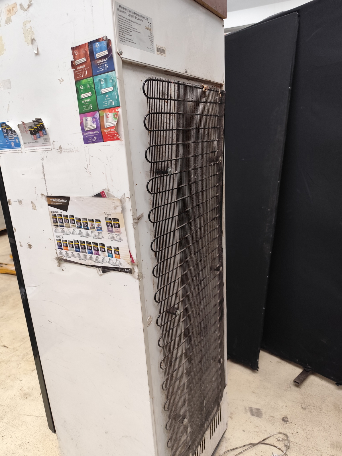 Üvegajtós hűtő 5