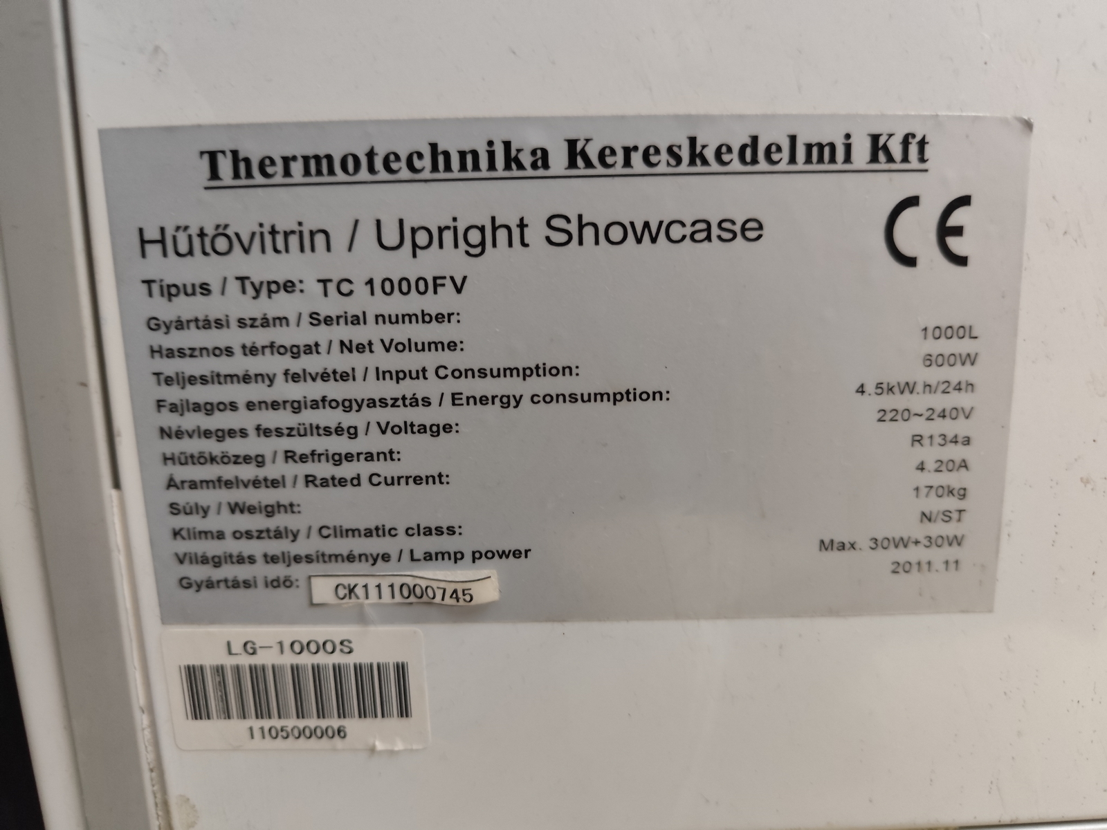 Üvegajtós hűtő 4