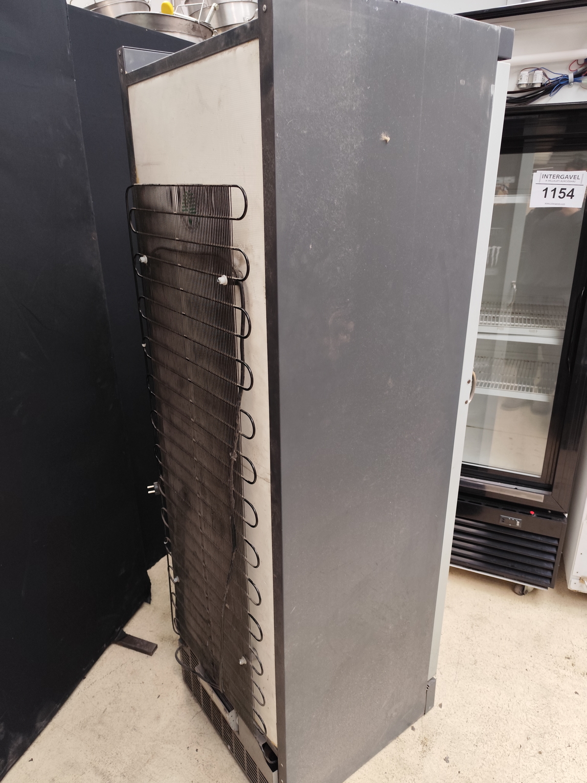 Üvegajtós hűtő 3