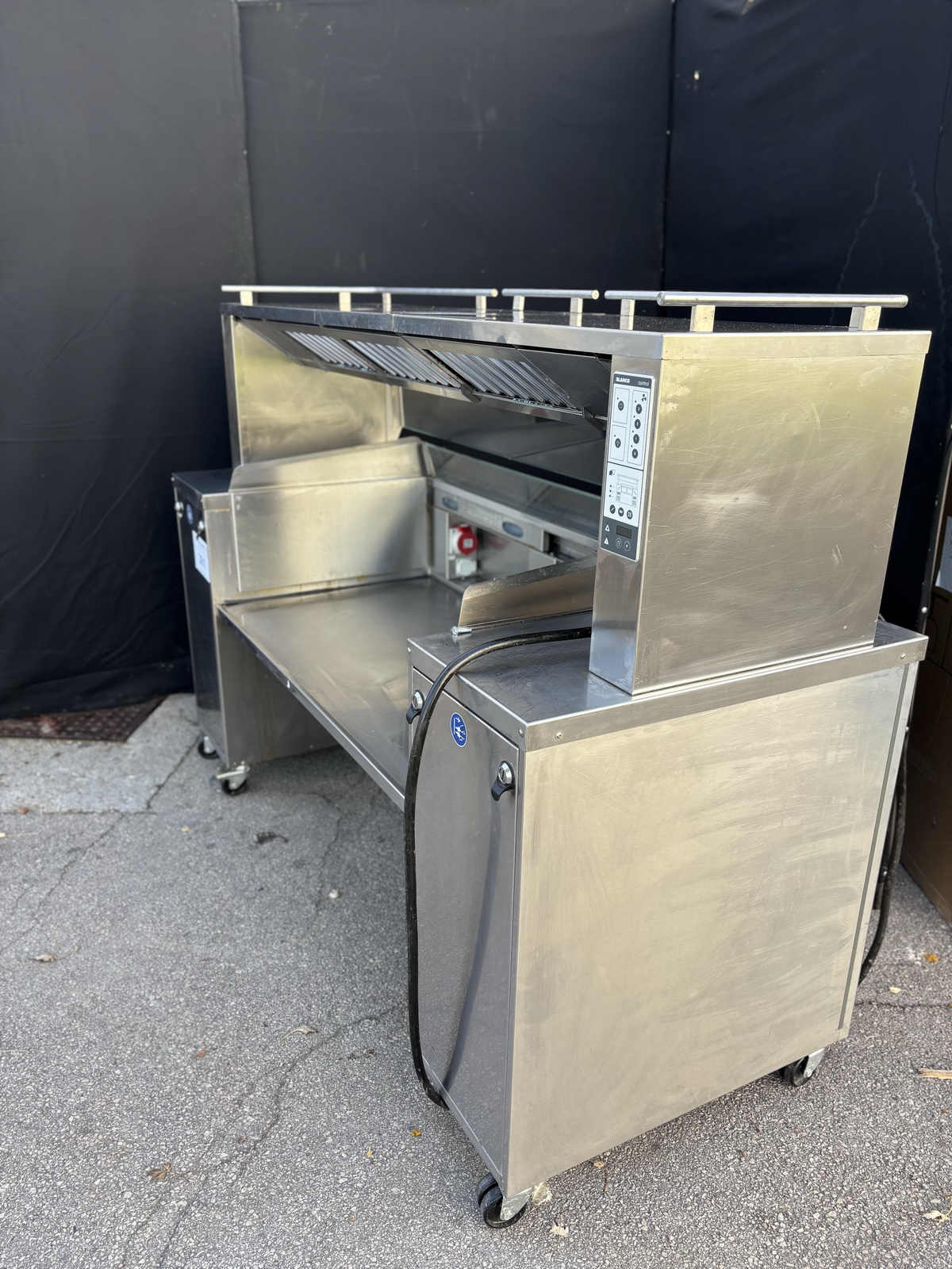 Mobil főzőállomás elszívással 2