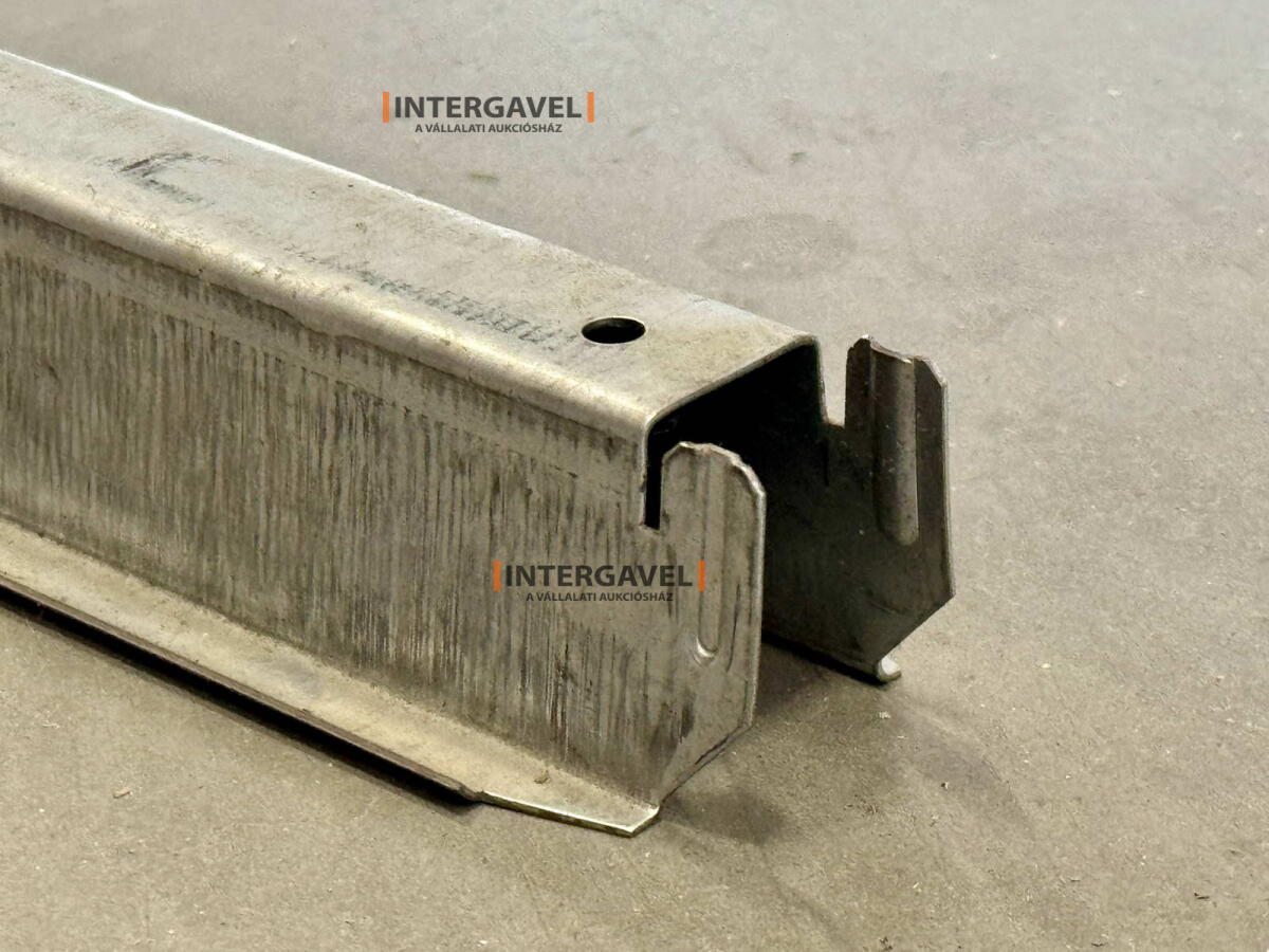 Alátámasztás polchoz 3