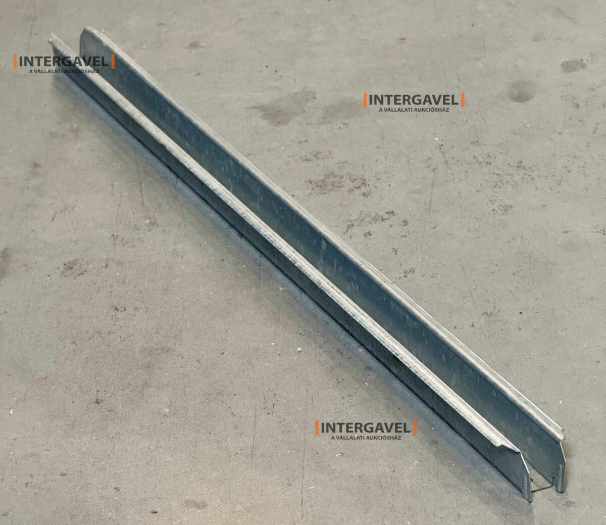 Alátámasztás polchoz 2