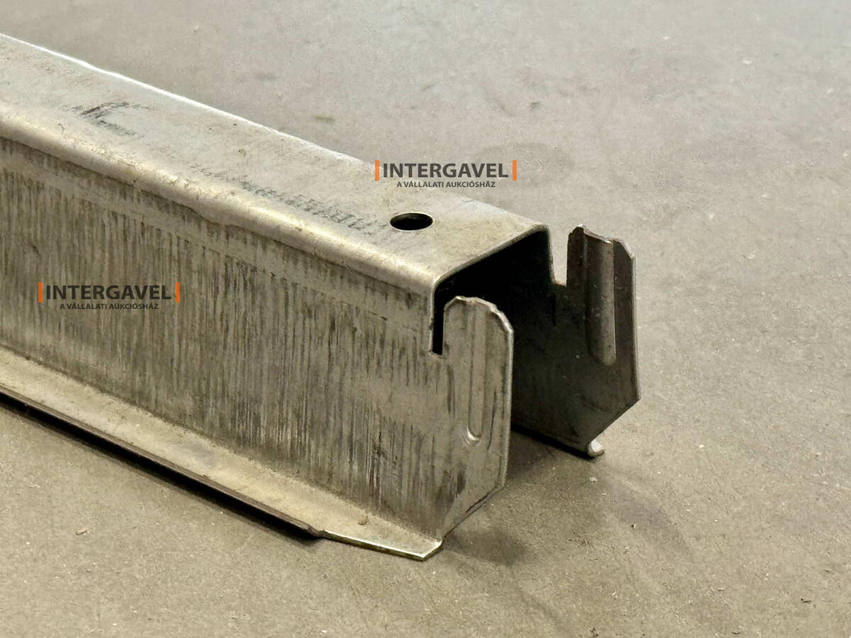 Alátámasztás polchoz 3