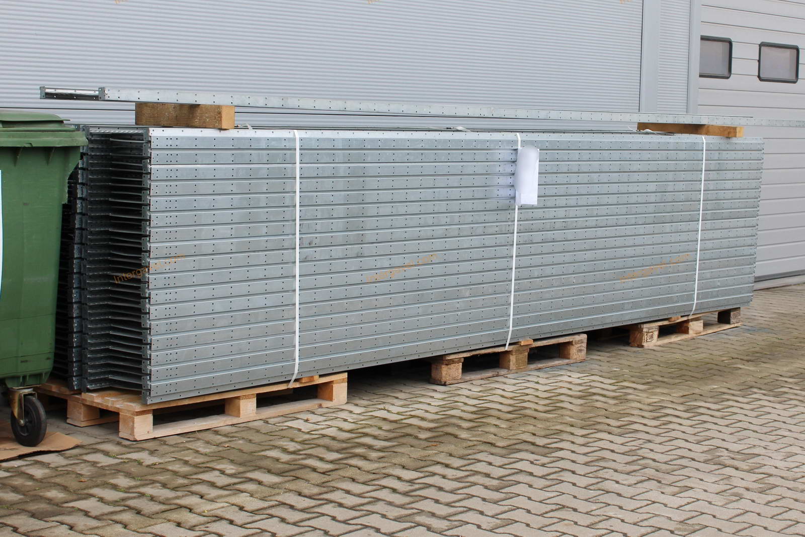 HI-280 polcos állvány 12