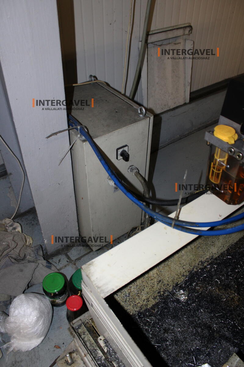 FANUC ROBODRILL α-T14iFL CNC megmunkálóközpont 14