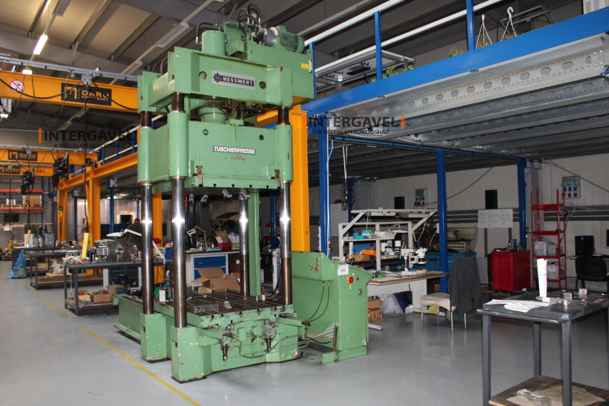 MESSMERT TUSCHIERPRESSE ipari présgép