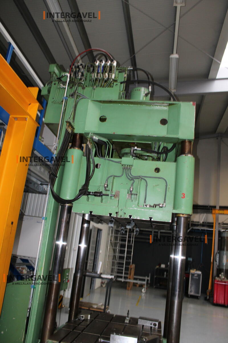 MESSMERT TUSCHIERPRESSE ipari présgép 7