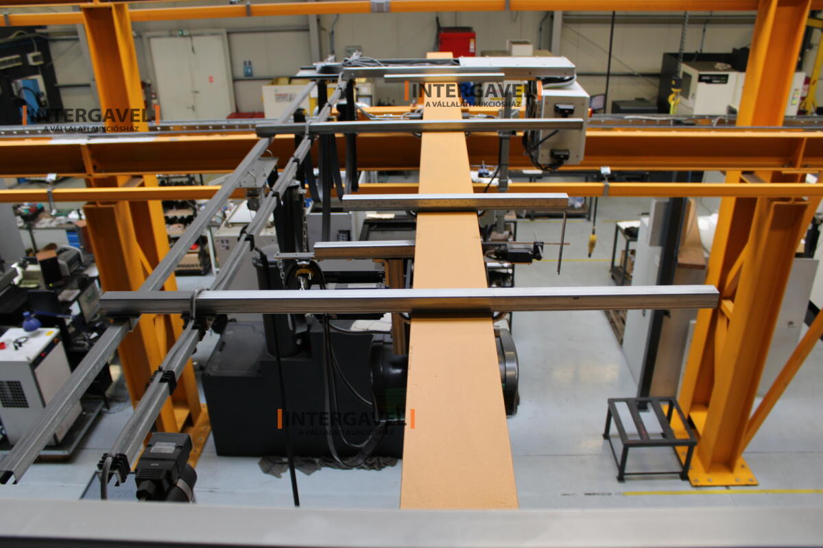 Daruhíd futómacskával és emelőművel 3