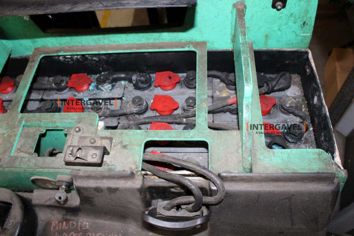 Gyalogkíséretű targonca 6