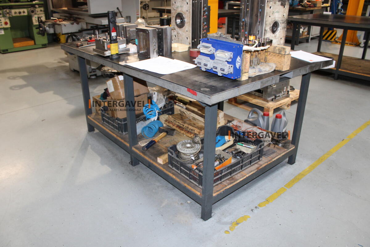 Műhelyasztal 2