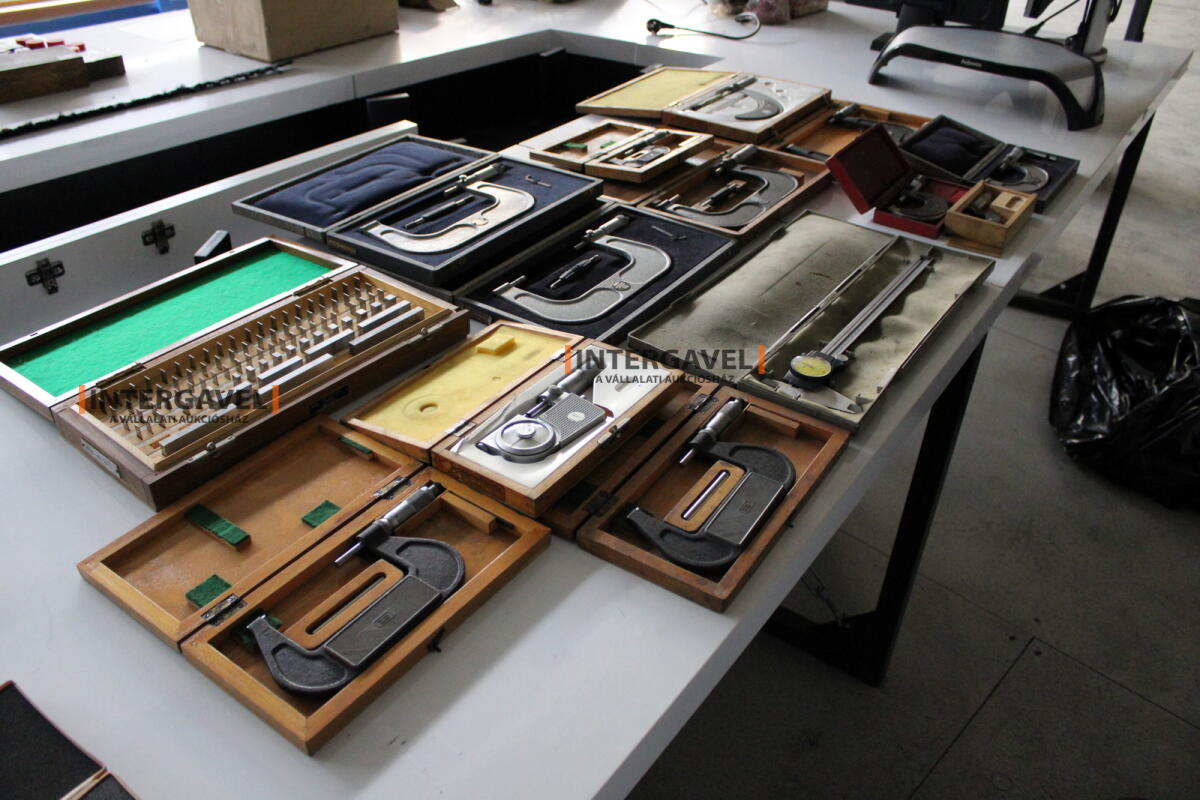 Kengyeles mikrométerek