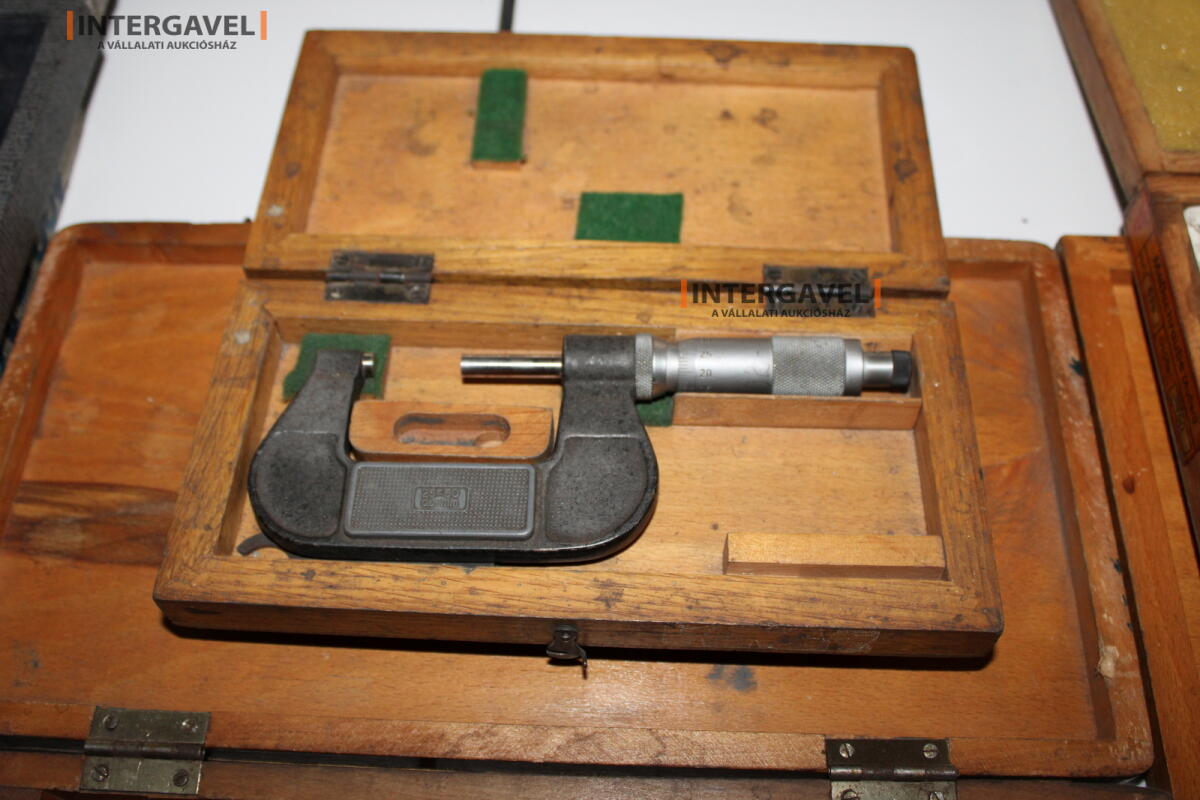 Kengyeles mikrométerek 12