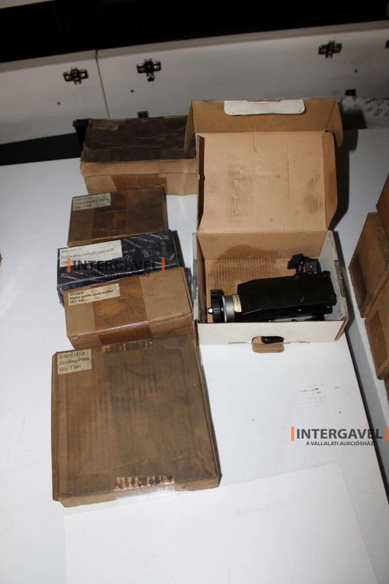 Vegyes maró alkatrészek 2