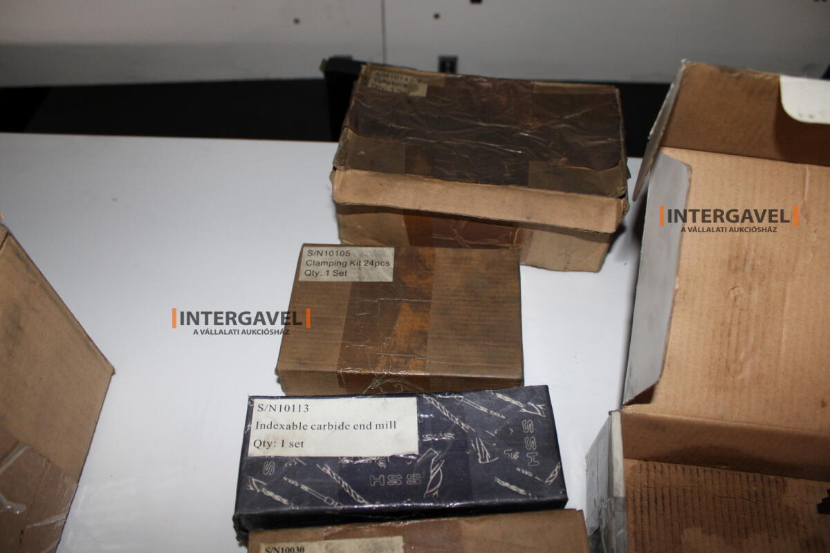 Vegyes maró alkatrészek 4