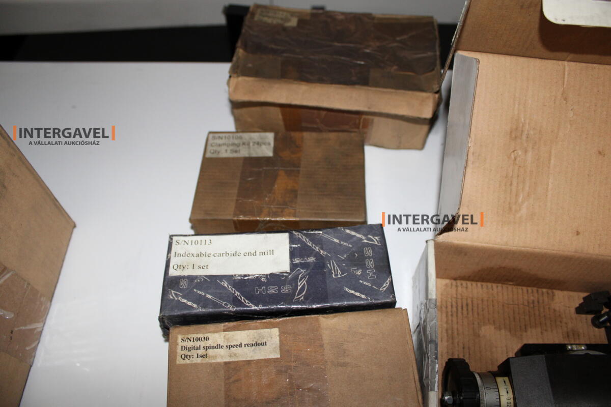 Vegyes maró alkatrészek 5