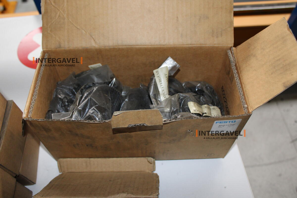 Vegyes műanyag fogaskerekek 4