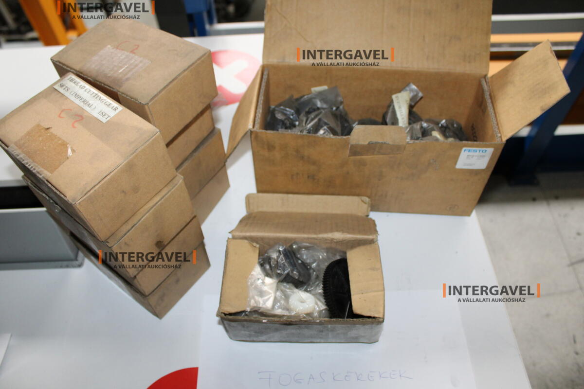 Vegyes műanyag fogaskerekek 6