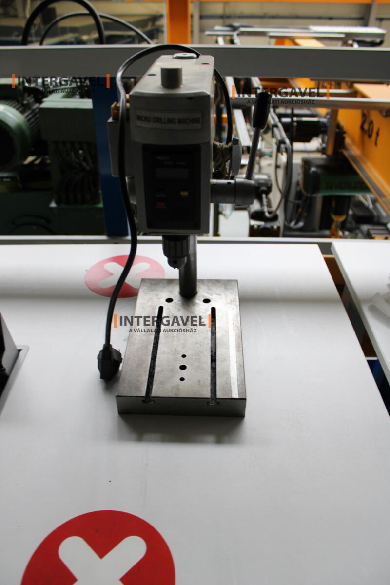 Oszlopos asztali fúró 2