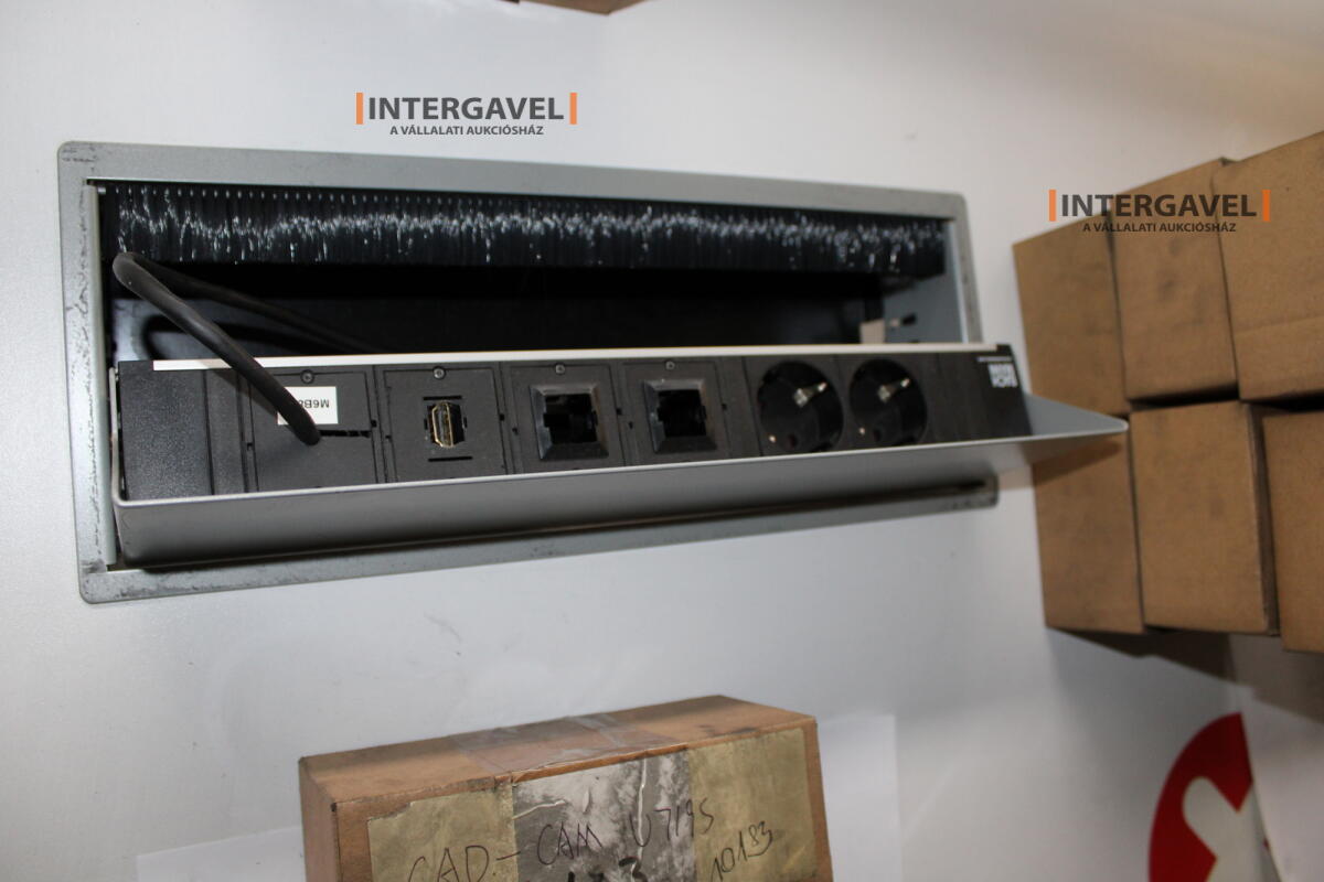 Tárgyalóasztalok 6