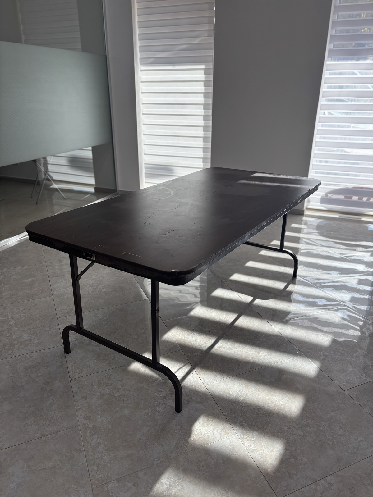 Asztal (összezárható) 1.típus 2