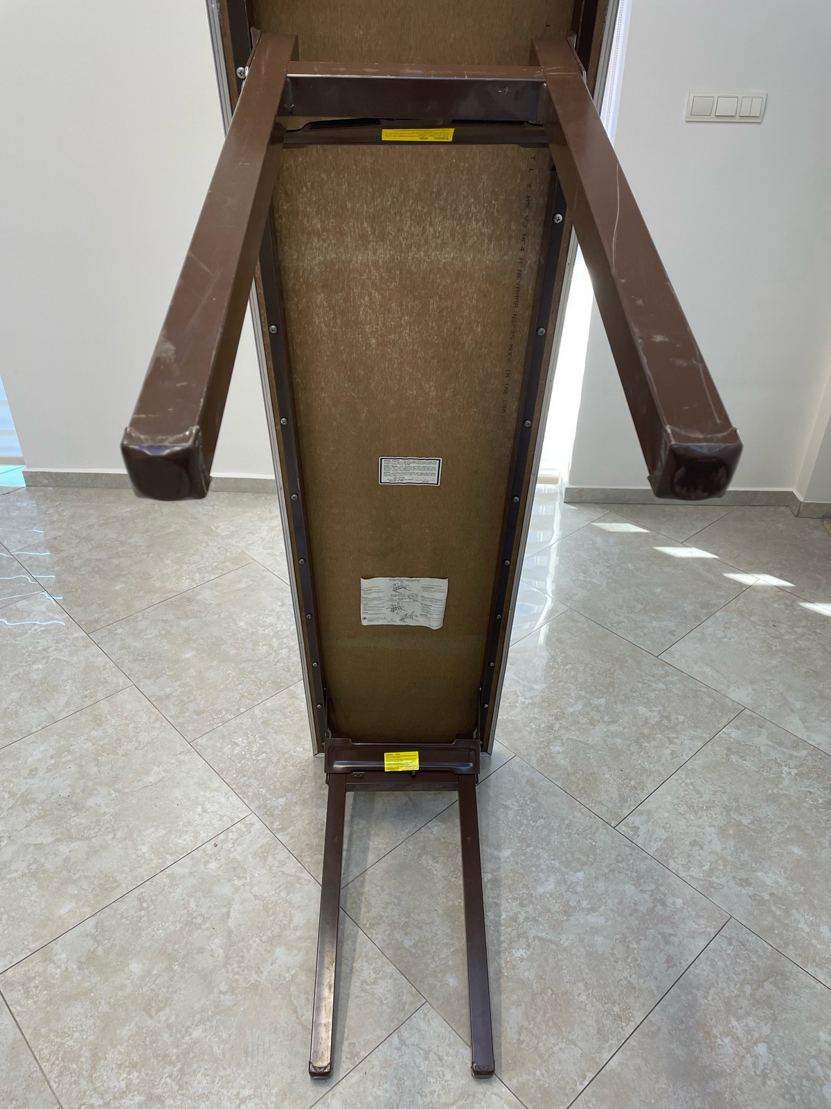 Asztal (összezárható) 3.típus 4