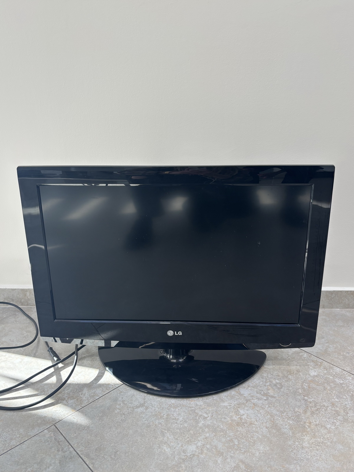 Televízió (LG 26LG300C-ZA) 1