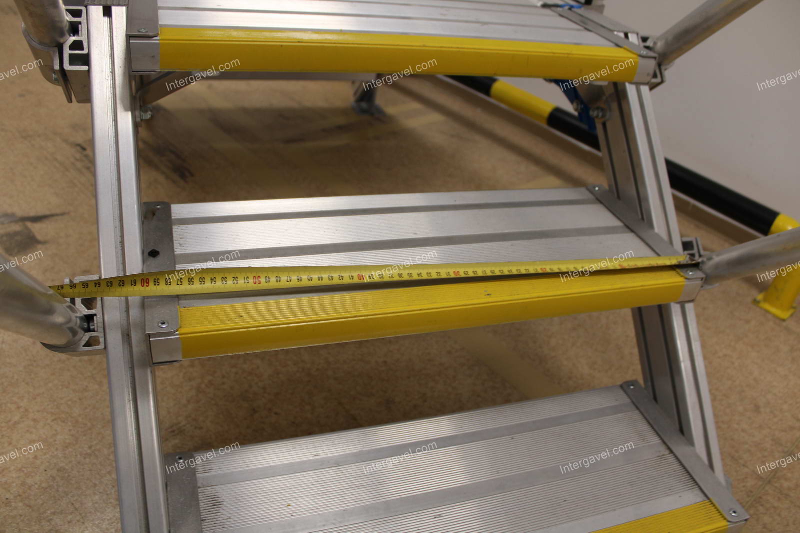 Átjáró lépcső, dobogó - Zarges 6