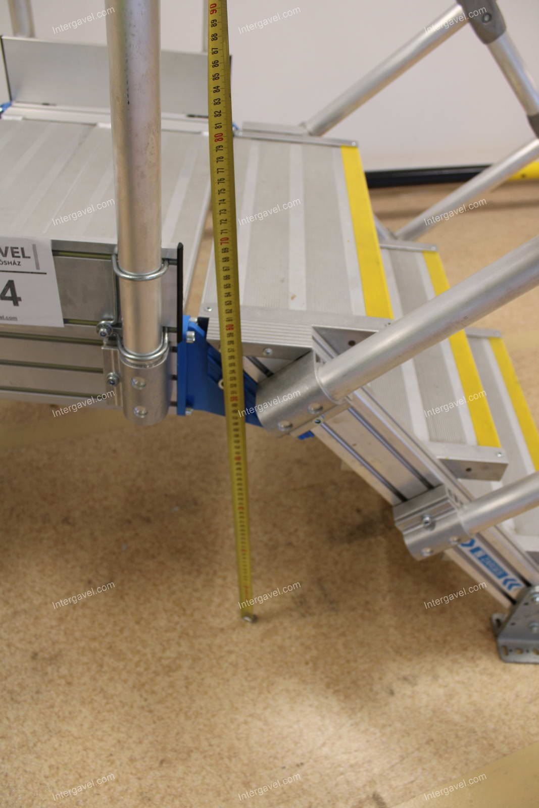 Átjáró lépcső, dobogó - Zarges 7