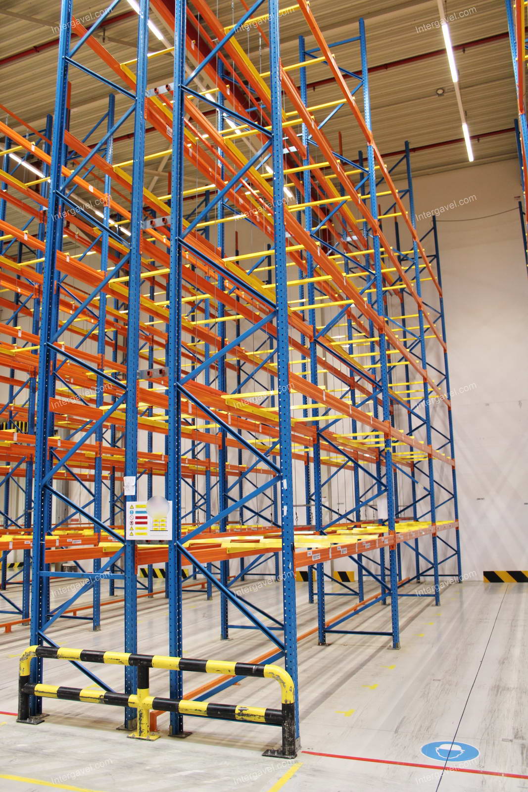 Raklapos állvány 8