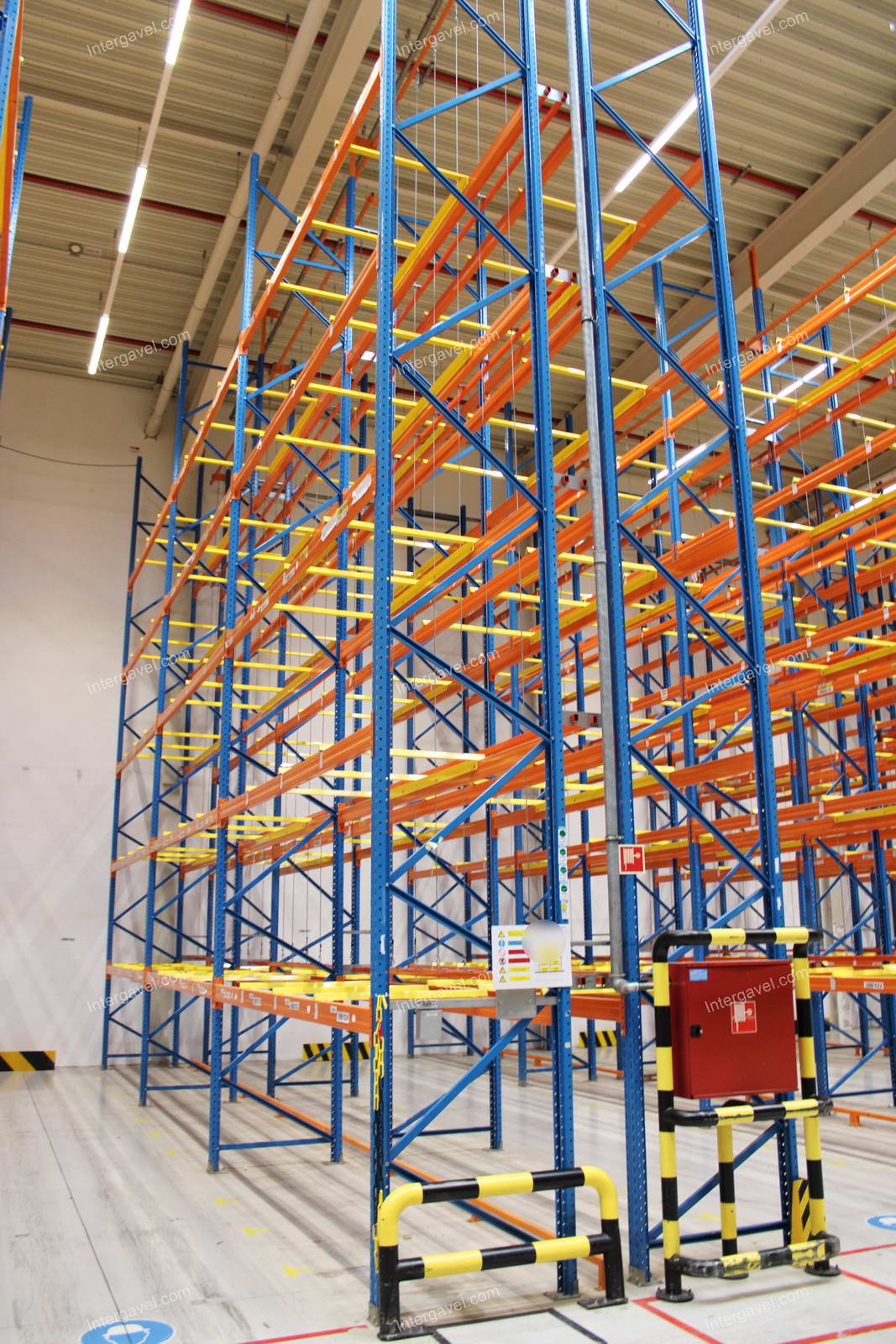 Raklapos állvány 11