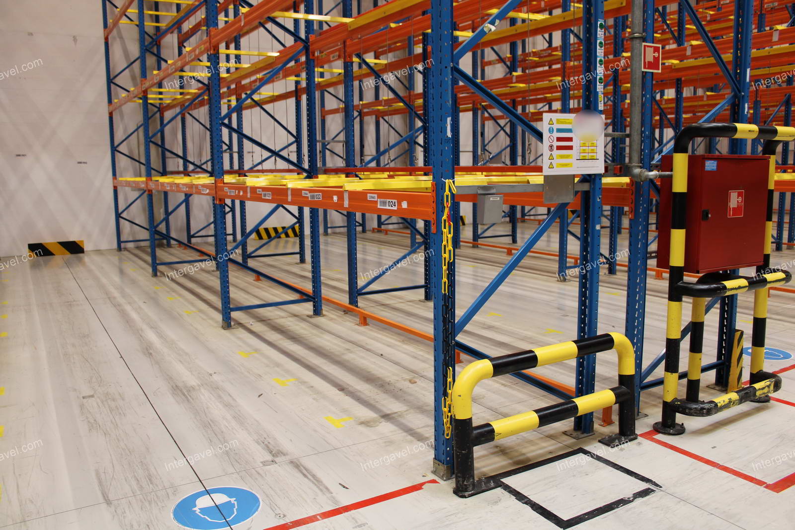 Raklapos állvány 12