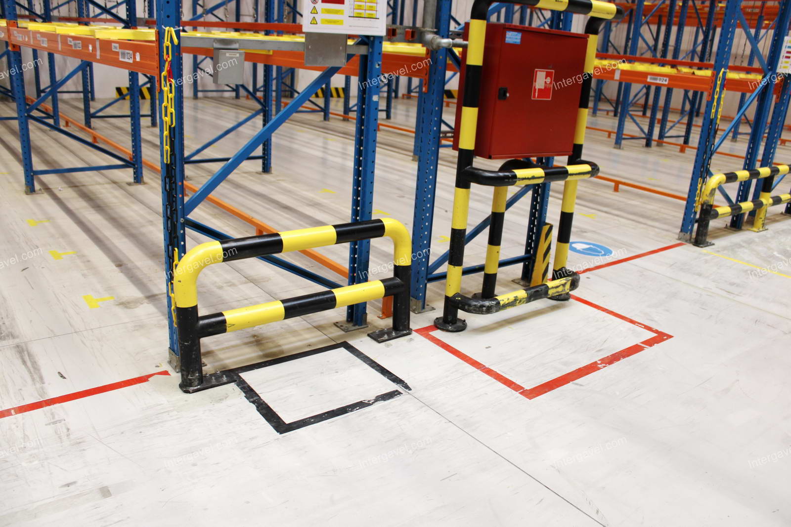 Raklapos állvány 17