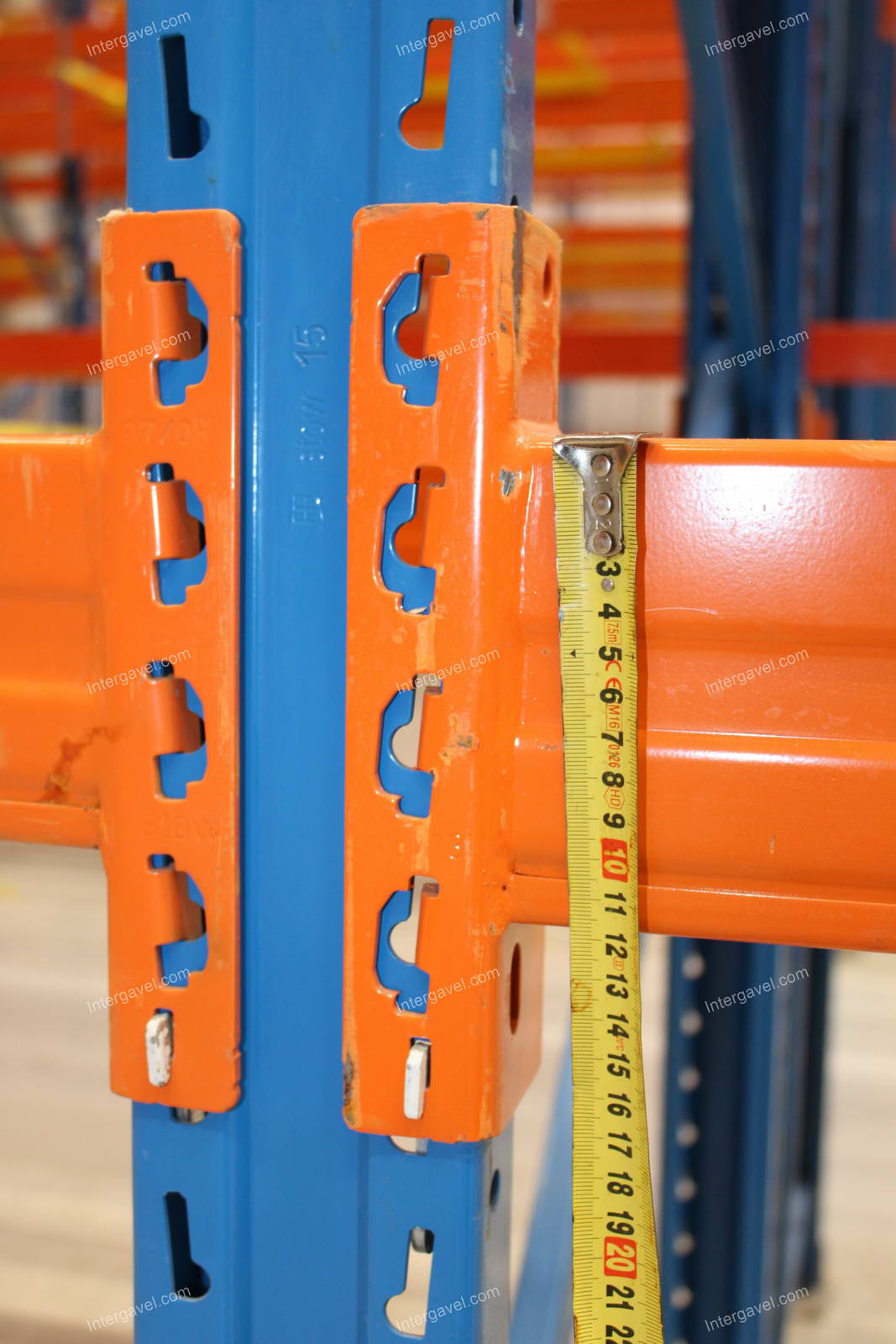 Raklapos állvány 27