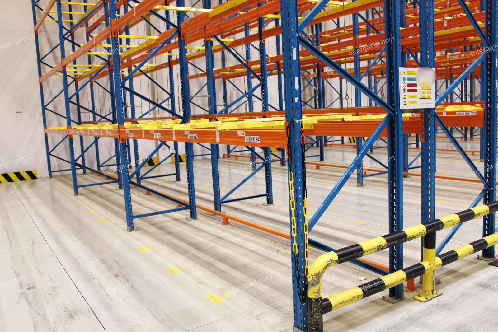 Raklapos állvány 12