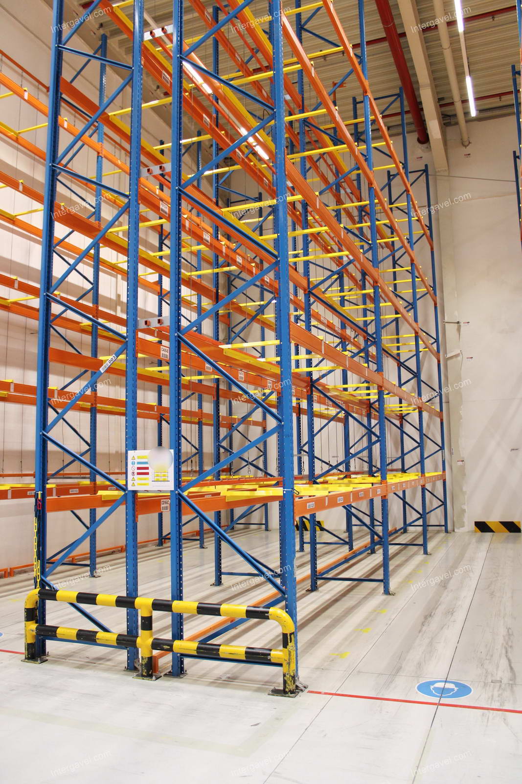 Raklapos állvány 11