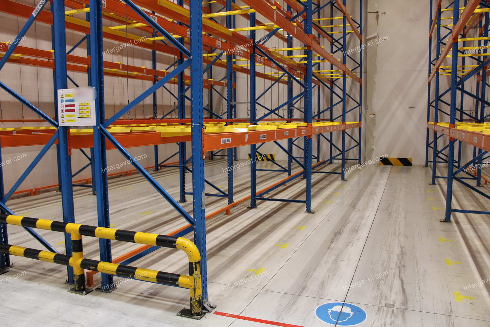 Raklapos állvány 12