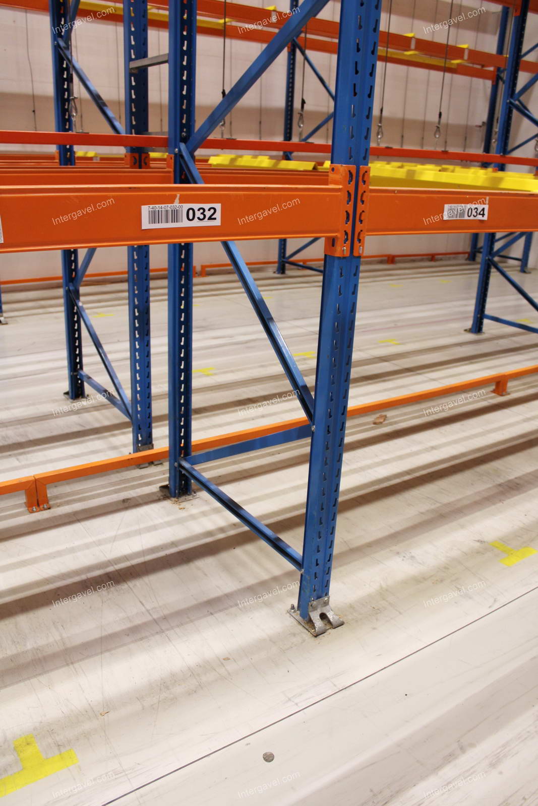 Raklapos állvány 13