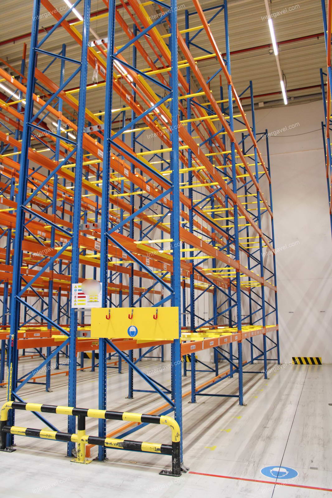 Raklapos állvány 11